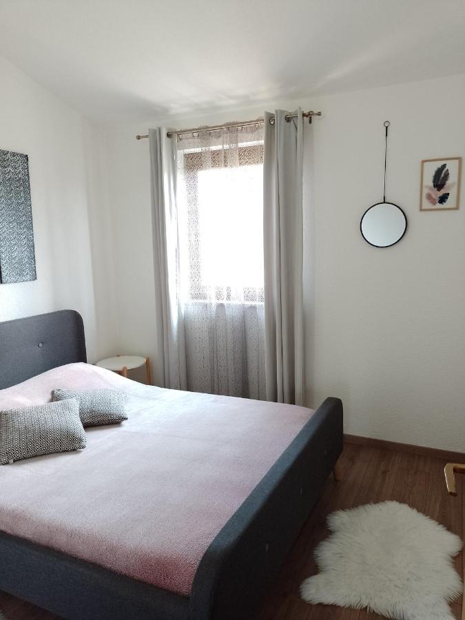 Martina 2 Apartment Basanija Ngoại thất bức ảnh