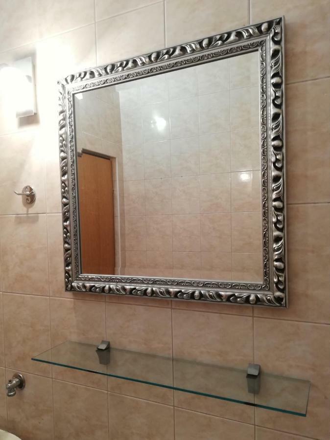Martina 2 Apartment Basanija Ngoại thất bức ảnh
